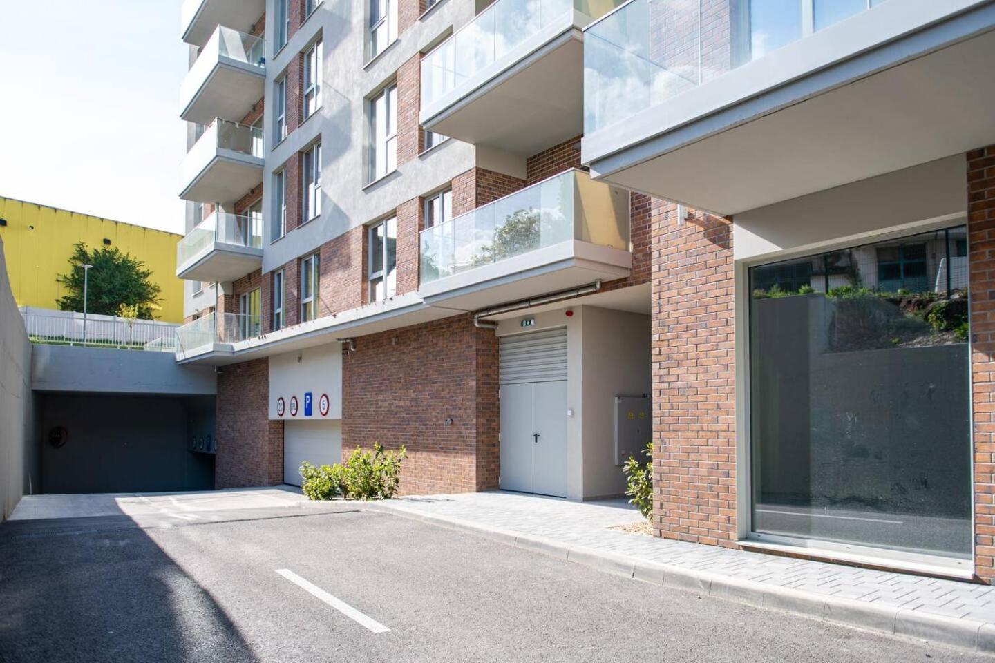 Zen Urban Apartment